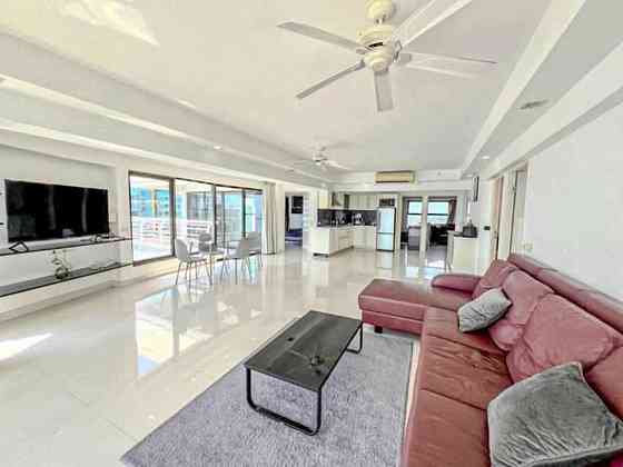 3 Bedroom Condo for Sale with Sea View Pattaya