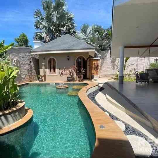 2 Bedroom Pool Villa for Sale in Plai Laem Samui