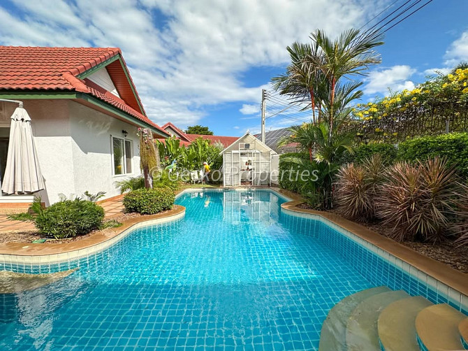 3 Bedroom Pool Villa for Sale in East Pattaya Pattaya - photo 2