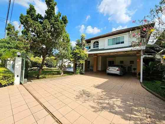 3 Bedroom Pool Villa for Sale in East Pattaya Pattaya