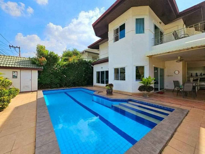 3 Bedroom Pool Villa for Sale in East Pattaya Pattaya - photo 2