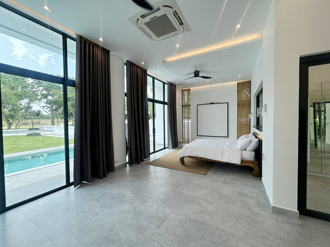 4 Bedroom Pool Villa for Sale in Phoenix Golf Club Pattaya - photo 15