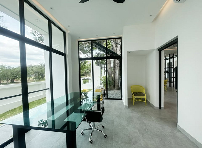4 Bedroom Pool Villa for Sale in Phoenix Golf Club Pattaya - photo 14