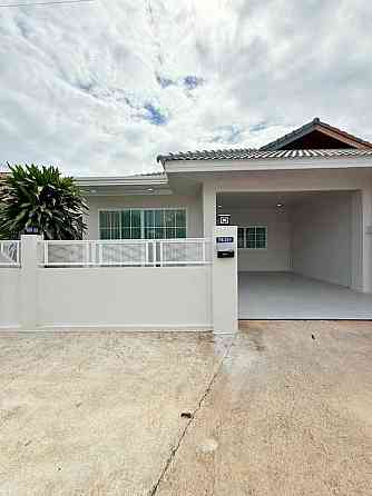 3 Bedroom Twin House for Sale at Raviporn City Home Pattaya
