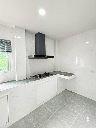 3 Bedroom Twin House for Sale in Pattaya Pattaya - photo 2