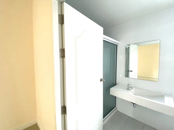 2 Bedroom House for Sale in Pattaya Pattaya - photo 9