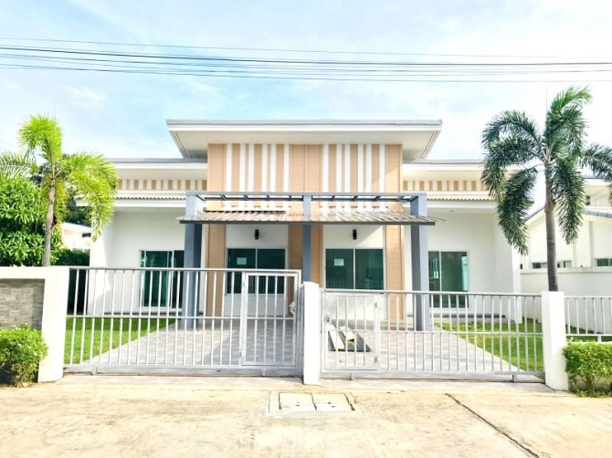 2 Bedroom House for Sale in Pattaya Pattaya - photo 15