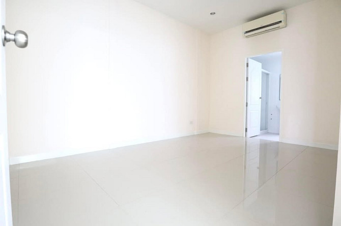 2 Bedroom House for Sale in Pattaya Pattaya - photo 5