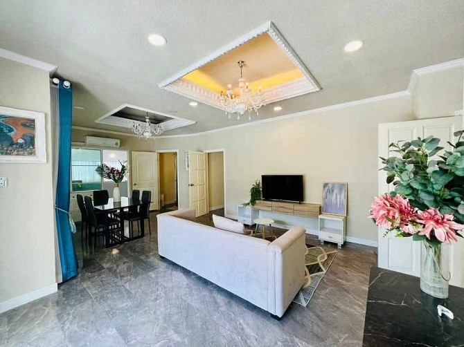 4 Bedroom House for Sale in Phra Tamnak Pattaya - photo 3