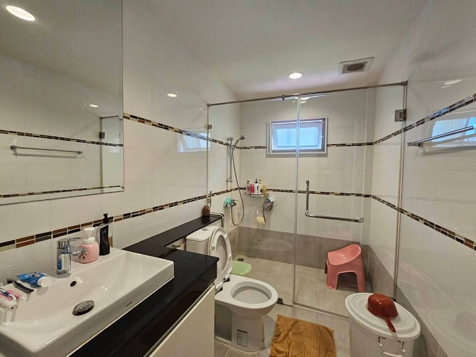 4 Bedroom House for Sale in Pattaya Pattaya - photo 19