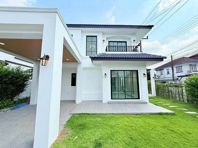4 Bedroom House for Sale in Chalong Phuket - photo 1
