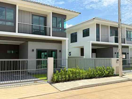 4 Bedroom House for Sale in Supalai Lake Ville ภูเก็ต