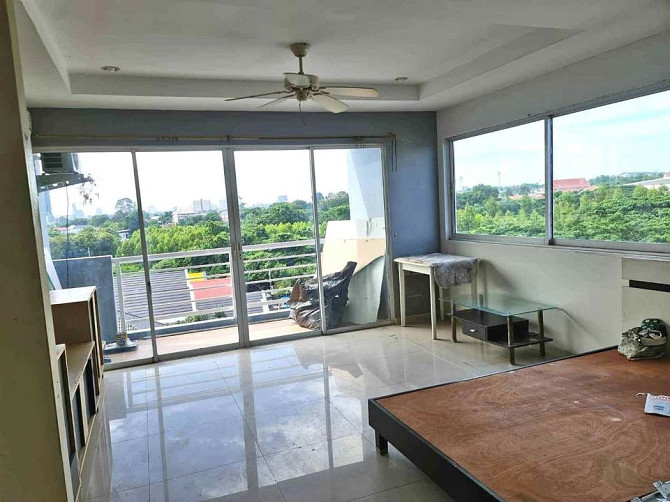 Studio Condo for Sale in Pattaya, Needs Renovation Pattaya - photo 1