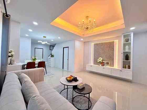 3 Bedroom Townhouse for Sale in Pattaya Pattaya