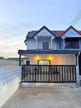 3 Bedroom Townhouse for Sale in Pattaya Pattaya - photo 20