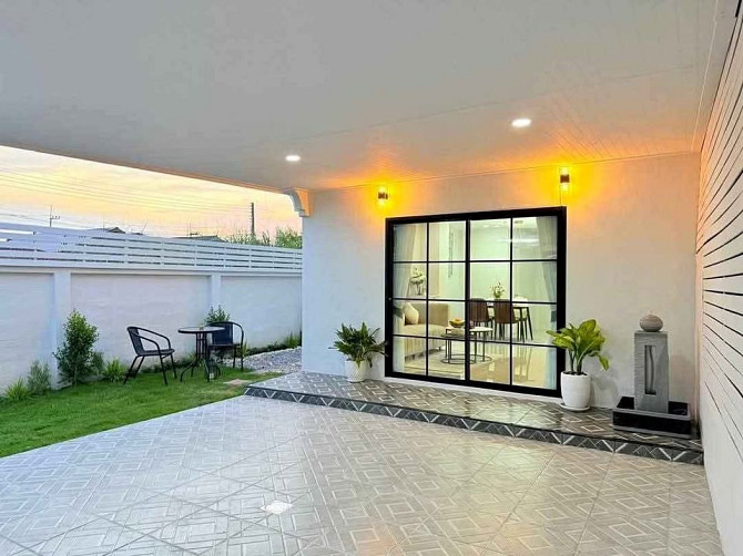 3 Bedroom Townhouse for Sale in Pattaya Pattaya - photo 1