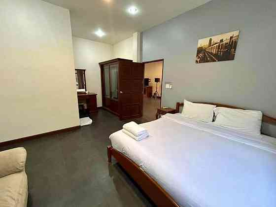 5 Bedroom Pool Villa for Sale in Jomtien Pattaya