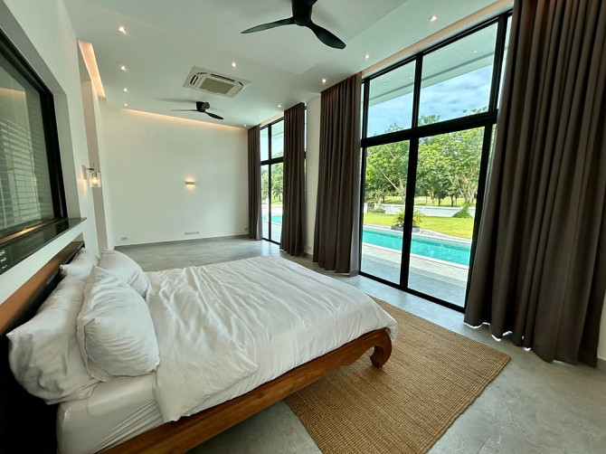 4 Bedroom Pool Villa for Sale on Golf Course Pattaya - photo 15