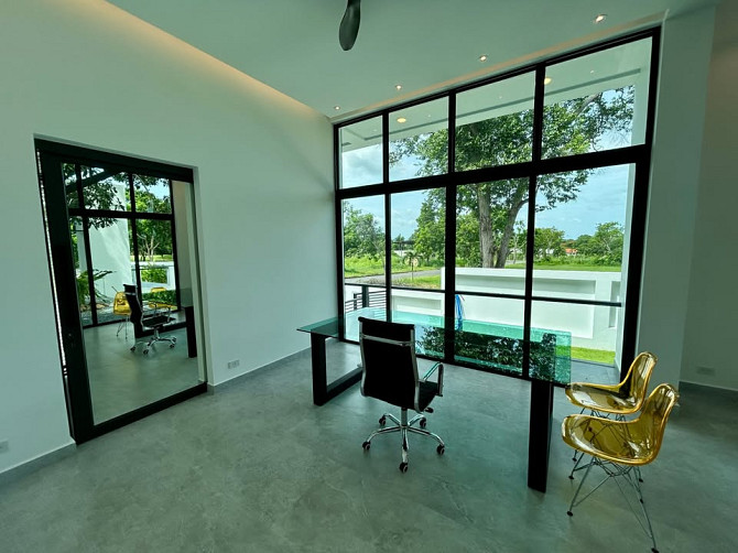 4 Bedroom Pool Villa for Sale on Golf Course Pattaya - photo 19