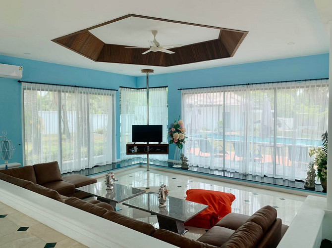 5 Bedroom Pool Villa for Sale in Pattaya Pattaya - photo 6