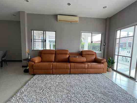 3 Bedroom Pool Villa for Sale in Pattaya Pattaya