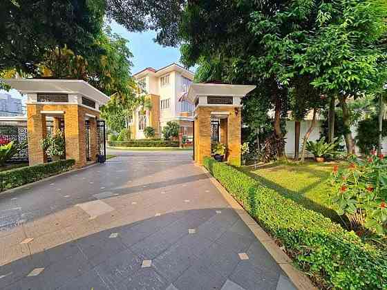 12 Bedroom Luxury Pool Villa for Sale in Pratumnak Hill Pattaya