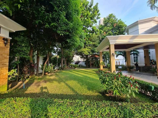 12 Bedroom Luxury Pool Villa for Sale in Pratumnak Hill Pattaya - photo 4