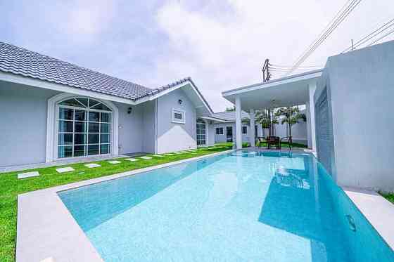 4 Bedroom Pool Villa for Sale Pattaya