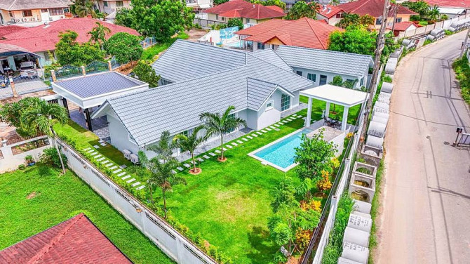4 Bedroom Pool Villa for Sale Pattaya - photo 7