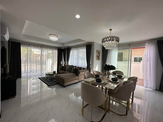 4 Bedroom Pool Villa for Sale in Khao Talo Pattaya - photo 7