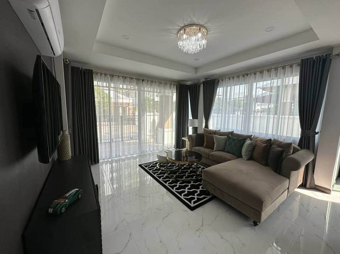 4 Bedroom Pool Villa for Sale in Khao Talo Pattaya - photo 4
