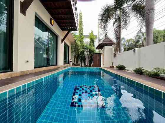 3 Bedroom Pool Villa for Sale in Pattaya Pattaya
