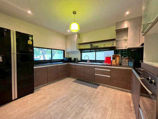 3 Bedroom Pool Villa for Sale in Pattaya Pattaya - photo 8