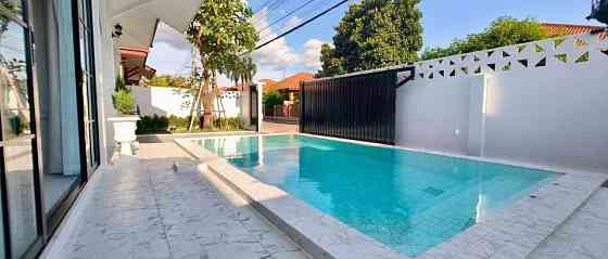 3 Bedroom Pool Villa for Sale in Pattaya Pattaya