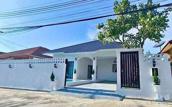 3 Bedroom Pool Villa for Sale in Pattaya Pattaya