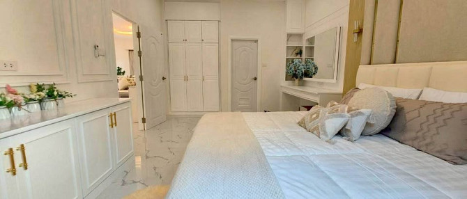 3 Bedroom Pool Villa for Sale in Pattaya Pattaya - photo 13