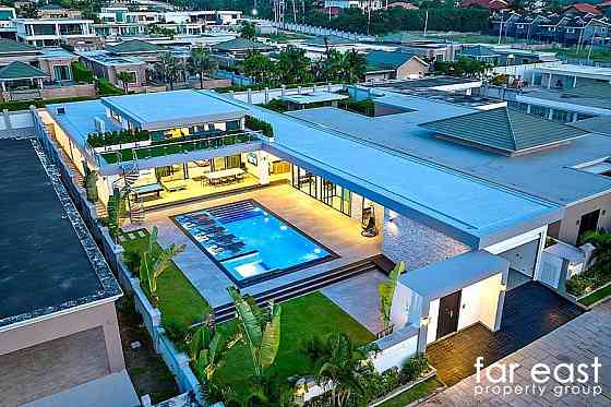 6 Bedroom Pool Villa for Sale in Siam Royal View Pattaya