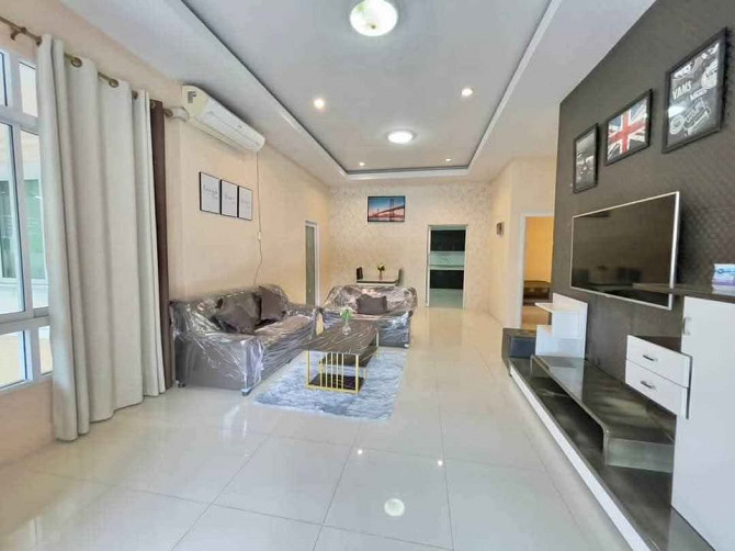 3 Bedroom Pool Villa for Sale in Pattaya Pattaya - photo 5