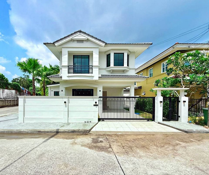 4 Bedroom Detached House for Sale in Chalong Phuket - photo 1