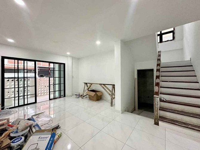 4 Bedroom House for Sale in Phuket Phuket - photo 16