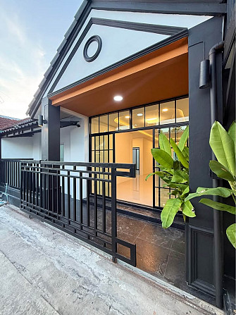 2 Bedroom House for Sale in Ratsada, Phuket Phuket - photo 11