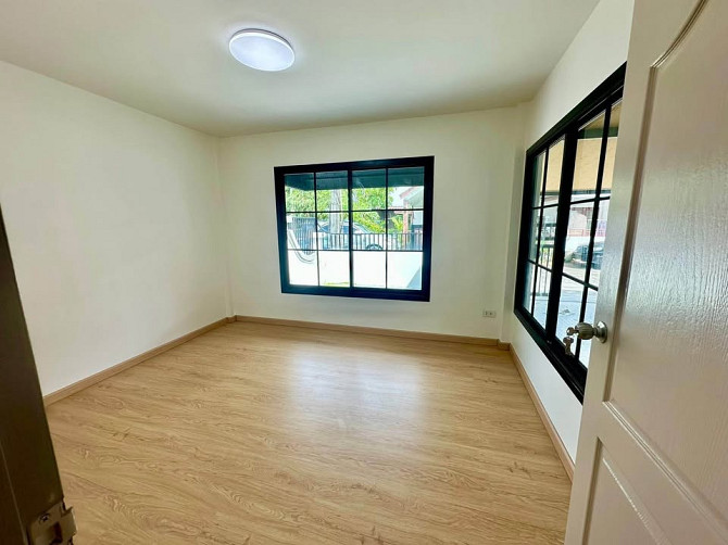 2 Bedroom House for Sale in Rock Garden Phuket Phuket - photo 8