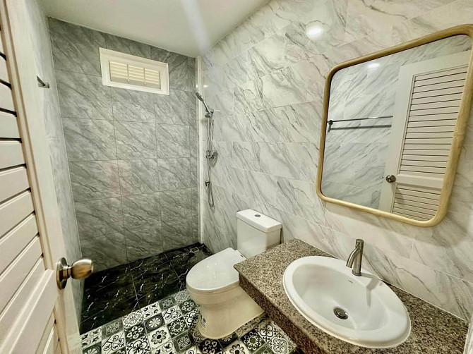 2 Bedroom House for Sale in Rock Garden Phuket Phuket - photo 11