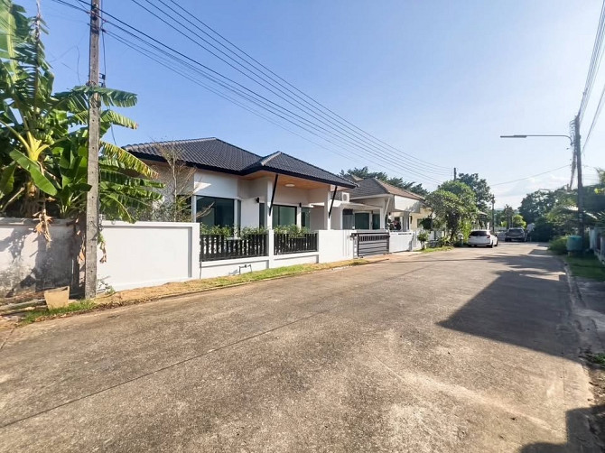 3 Bedroom House for Sale in Phuket Phuket - photo 16