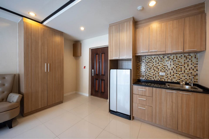 1 Bedroom Condo for Sale in Pratamnak Pattaya - photo 4