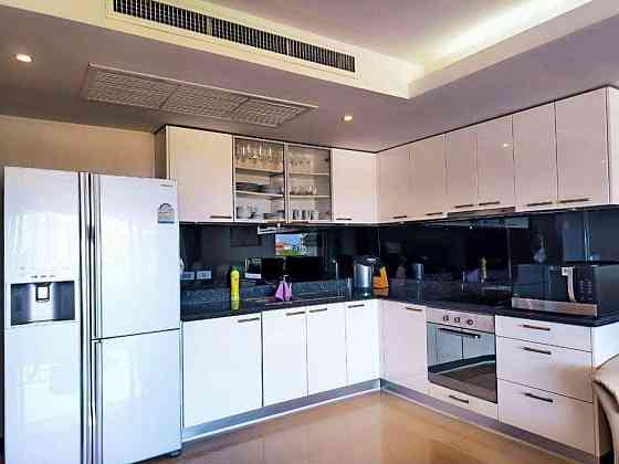 2 Bedroom Condo for Sale in Pratumnak Pattaya
