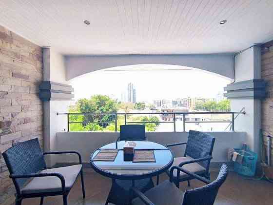 2 Bedroom Condo for Sale in Pratumnak Pattaya