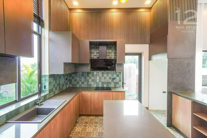 3 Bed Pool Villa for Sale at Mabprachan Lake Pattaya - photo 5
