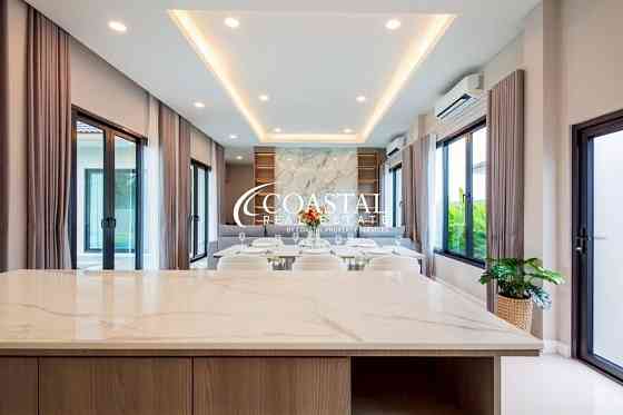 3 Bedroom Pool Villa for Sale in East Pattaya Pattaya