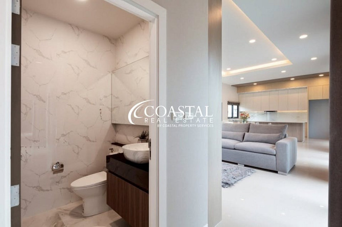 3 Bedroom Pool Villa for Sale in East Pattaya Pattaya - photo 5